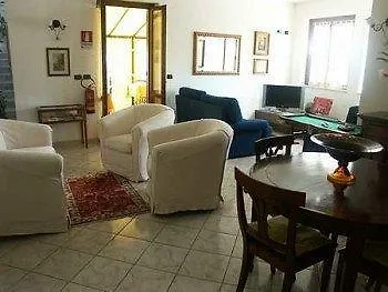 Hotel & Relais Il Borgonuovo 3*