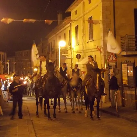 Hotel & Relais Il Borgonuovo 3*