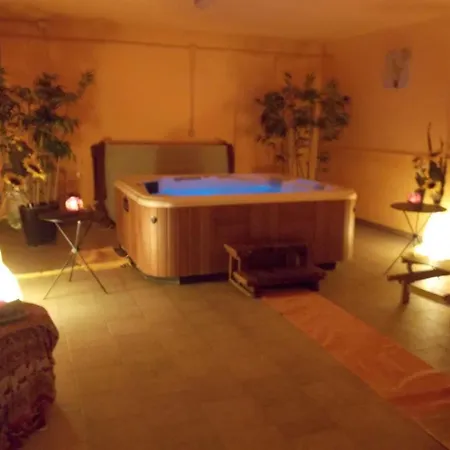 Hotel & Relais Il Borgonuovo 3*