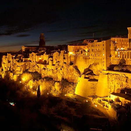 Hotel&relais Il Borgonuovo Hotel 3*